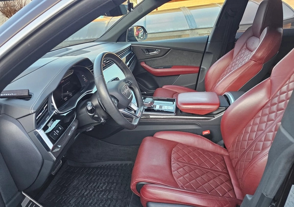 Audi SQ8 cena 399000 przebieg: 105000, rok produkcji 2020 z Daleszyce małe 254